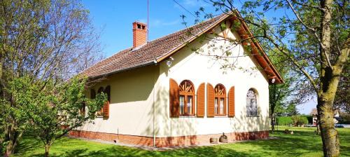 Hodmezovasarhely Apartment | Tóbiás Tanya Vendégház