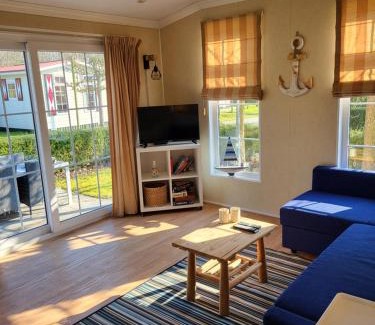 Baarland Ski Chalet | `T Blauwtje Baarland