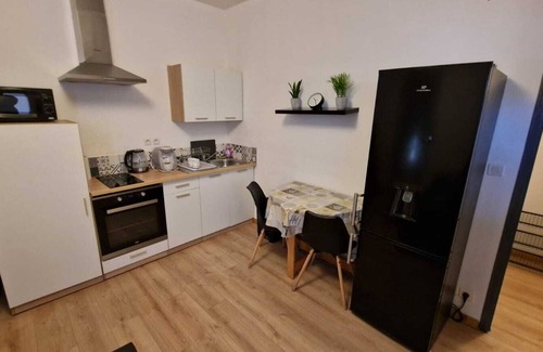 Le Bourg Apartment | T2 apartment with balcony near downtown NARBONNE