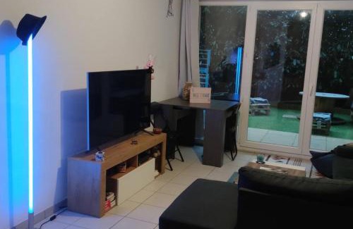 La Ville-du-Bois Apartment | T2 COSY&CALME proche PARIS/ORLY