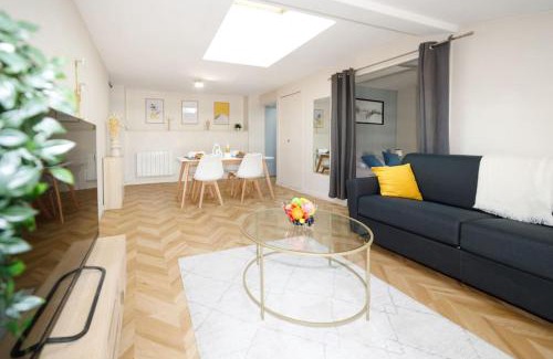 Blatin Apartment | T2 cozy proche du centre avec canapé lit - 51Blatin