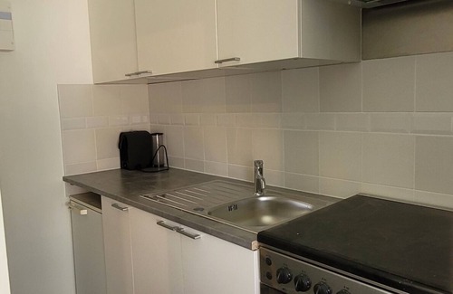 Saint-Julien House | T2 with swimming pool in the heart of the pines