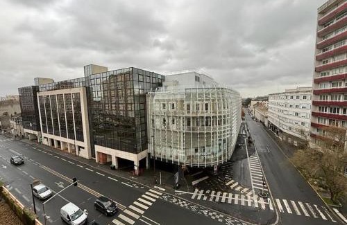 Saint-Vincent Apartment | T3 pied de la gare + centre commercial TOUT inclus