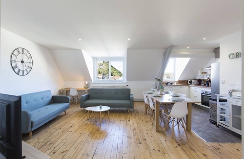 Lourdes Apartment | T4 98m2 Center Quiet Wifi 5mn Sanctuary