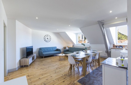 Lourdes Apartment | T4 98m2 Center Quiet Wifi 5mn Sanctuary