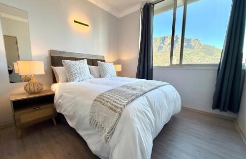 Cape Town City Centre Apartment | Table Mountain Vista