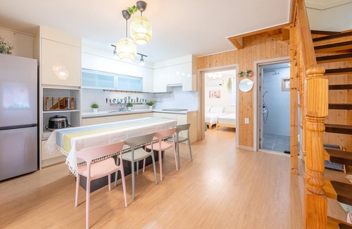 Nam House | Taean Withdog Aegyeonspa Poolvilla