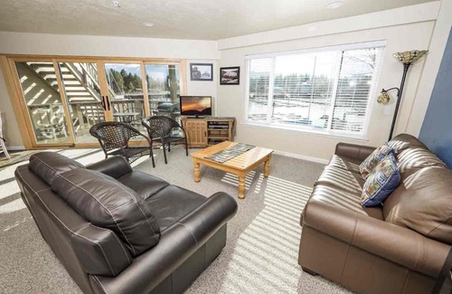 Tahoe Keys Apartment | Tahoe Keys BoulevardApartment