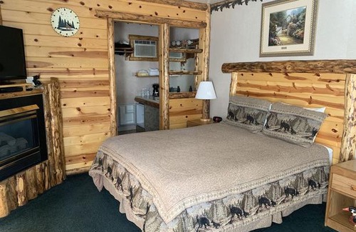 Y Area Hotel | Tahoe Valley Lodge
