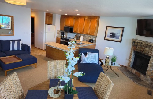 Tahoe Vista Condo | Tahoe Vista Inn Suite 2