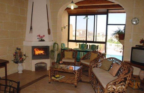 Nadur Other | Tal-Bir Farmhouse Sleeps 16. Free WiFi