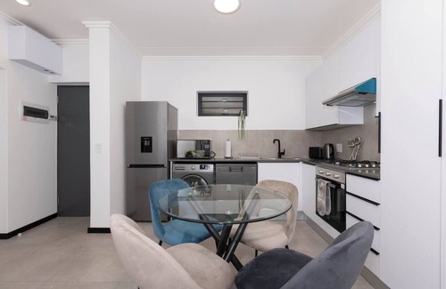 Greater Johannesburg Metropolitan Area Condo | Tali La in - 2Bed - 2Bath Fourways-Sandtonnn