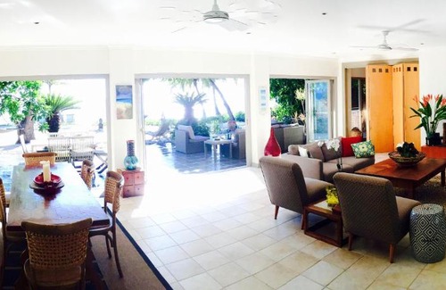 Oak Beach House | Tali Oak Beach House