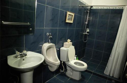 Talisay House | Talisay Lake House