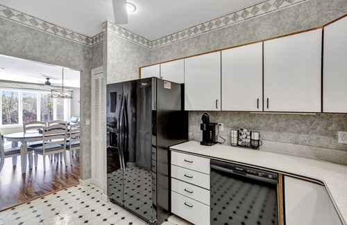 Salem Condo | Tall Ship 320 in Keowee Key