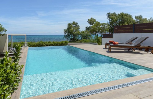 Son Serra de Marina Ski Chalet | Tamarells 1 by the sea
