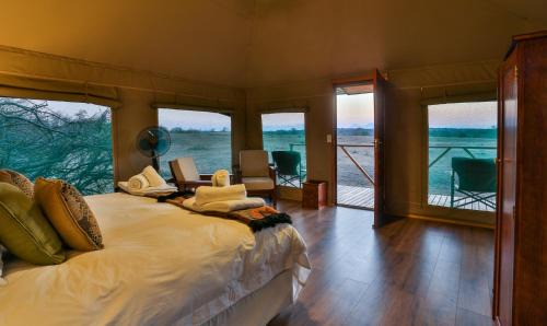 Thorny Bush Game Reserve Cabin | Tangala Safari Camp