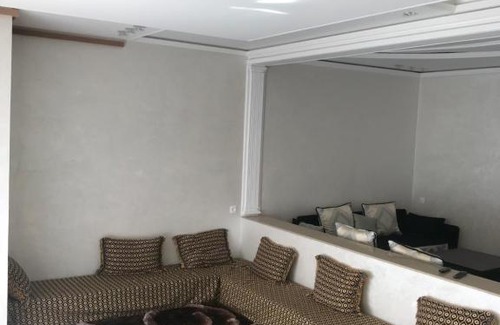 Al Bahraoyine Apartment | Tanger Jenane Marjane