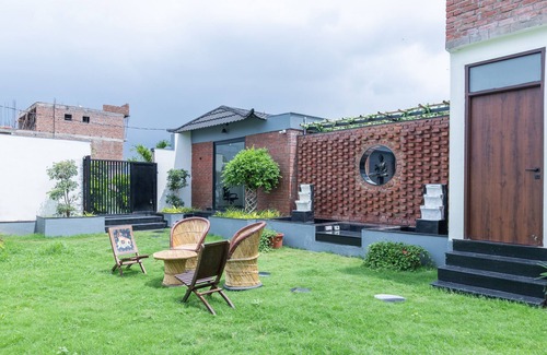 Durgapura Villa | Tarshal Outhouse to Relax in Jaipur