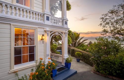 Britannia Heights Apartment | Tasman Suite - Te Whare Rangi