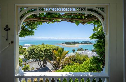 Britannia Heights Apartment | Tasman Suite - Te Whare Rangi