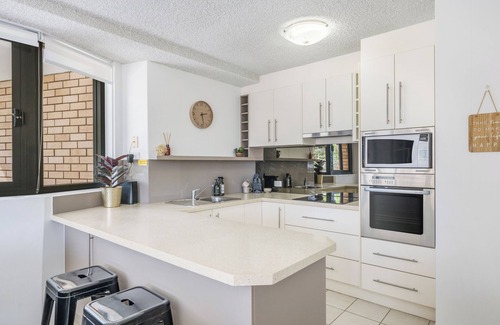 Port Macquarie Apartment | Tasman Towers 4 - Conveniently located in the CBD