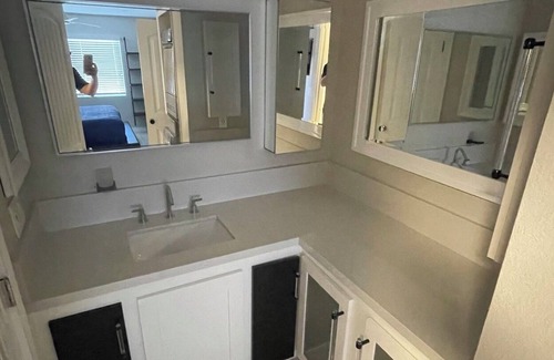 Bonita Condo | Tastefully Remodeled Upstairs Condo in Bonita w/ Pool