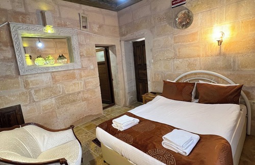 Ortahisar Bed & Breakfast | TATLI KAYA OTEL