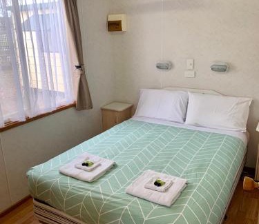 Tatura Hotel | Tatura Cabin & Caravan Park