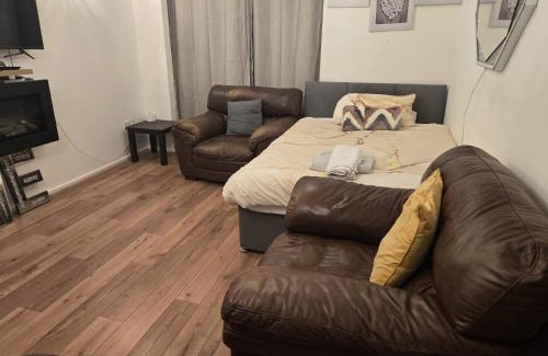 Failsworth House | Tavern Court Shared Facilities