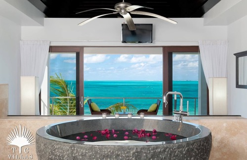 Providenciales House | TC Villas -Sea Edge -Snorkel & Sea View Retreat
