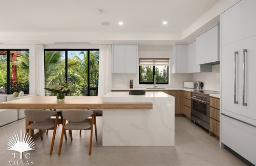 The Bight House | TC Villas | Lumiere North | Brand New, Walk to Grace Bay & Restaurants