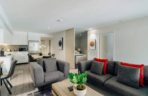 Arthur's Point Apartment | Te Awa at La Residence du Parc