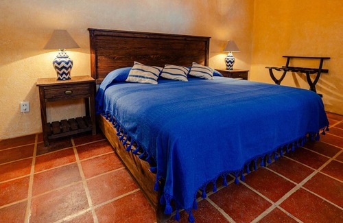 San Martin de las Piramides Resort | Teotihuacan with all the comforts, dream among gardens and lakes.