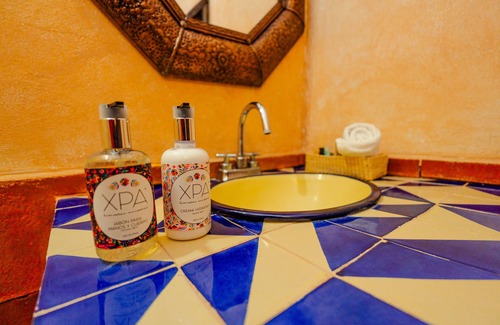 San Martin de las Piramides Resort | Teotihuacan with all the comforts, dream among gardens and lakes.