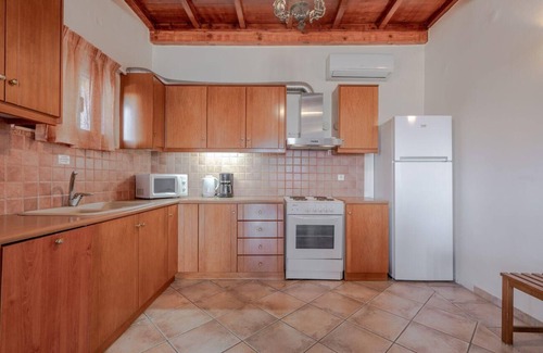 Agia Triada Villa | Teacher Cottage - Three Bedroom Villa, Sleeps 6