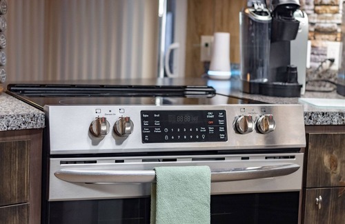 Packwood Cabin | Tee Time | BBQ, Wifi | 3 Bed, 2 Bath