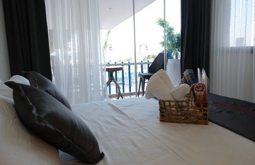 Artikli Hotel | Tek Han Kumkuyu Hotel