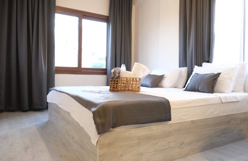 Artikli Hotel | Tek Han Kumkuyu Hotel