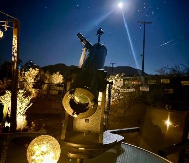 Joshua Tree House | Telescope, Hot Tub, Sauna, Saltwater Cold Plunge, Fireplace, Views