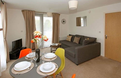 Telford Apartment | Telford - 2 Bedroom Modern Apartment
