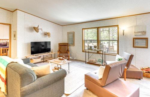 Puposky House | Tenstrike Lake House on 60 Acres Hike and Fish!