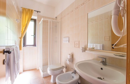 Chiesiola Hotel | Tenuta Padre Pio