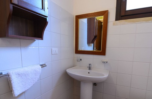 Acaya Hotel | Tenuta Santicuti