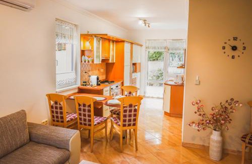 Igal Apartment | Termálfürdő Apartman Igal -130 méterre a fürdőtől