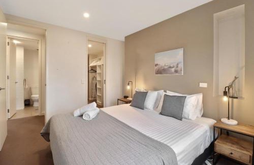 Geelong Apartment | Terminus Apartment I Steps from Geelongs Buzz