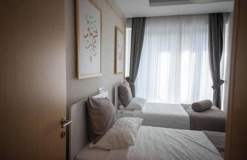 Basaksehir Apartment | Terra - Gorgeous Modern 2BR Apt w/ Parking & Pool