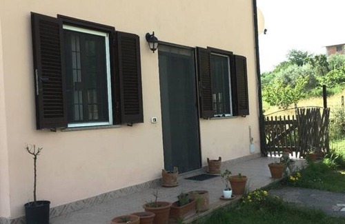 Mentana House | Terra Luna house in the countryside