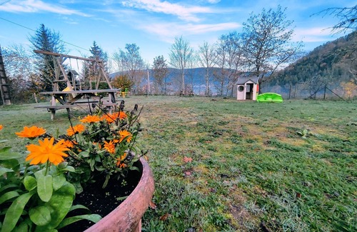 Dommartin-les-Remiremont Cottage | Terraced house with SPA Jacuzzi Sauna Fishing.