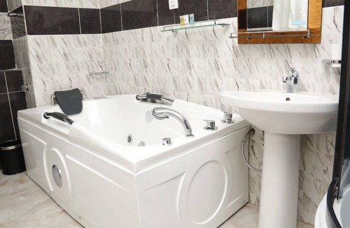 Oshodi-Isolo Hotel | Terrace Green Hotels